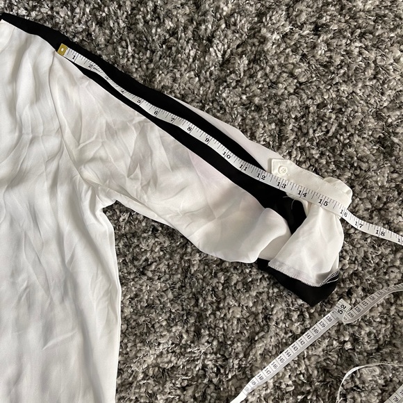 Pleione Roll Sleeve V-Neck Blouse NWT Size L - Picture 9 of 13